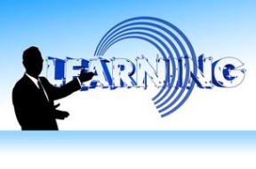 -中国篮球教练员专业发展规划及培训体系创新模式，篮球教练就业方向前景分析