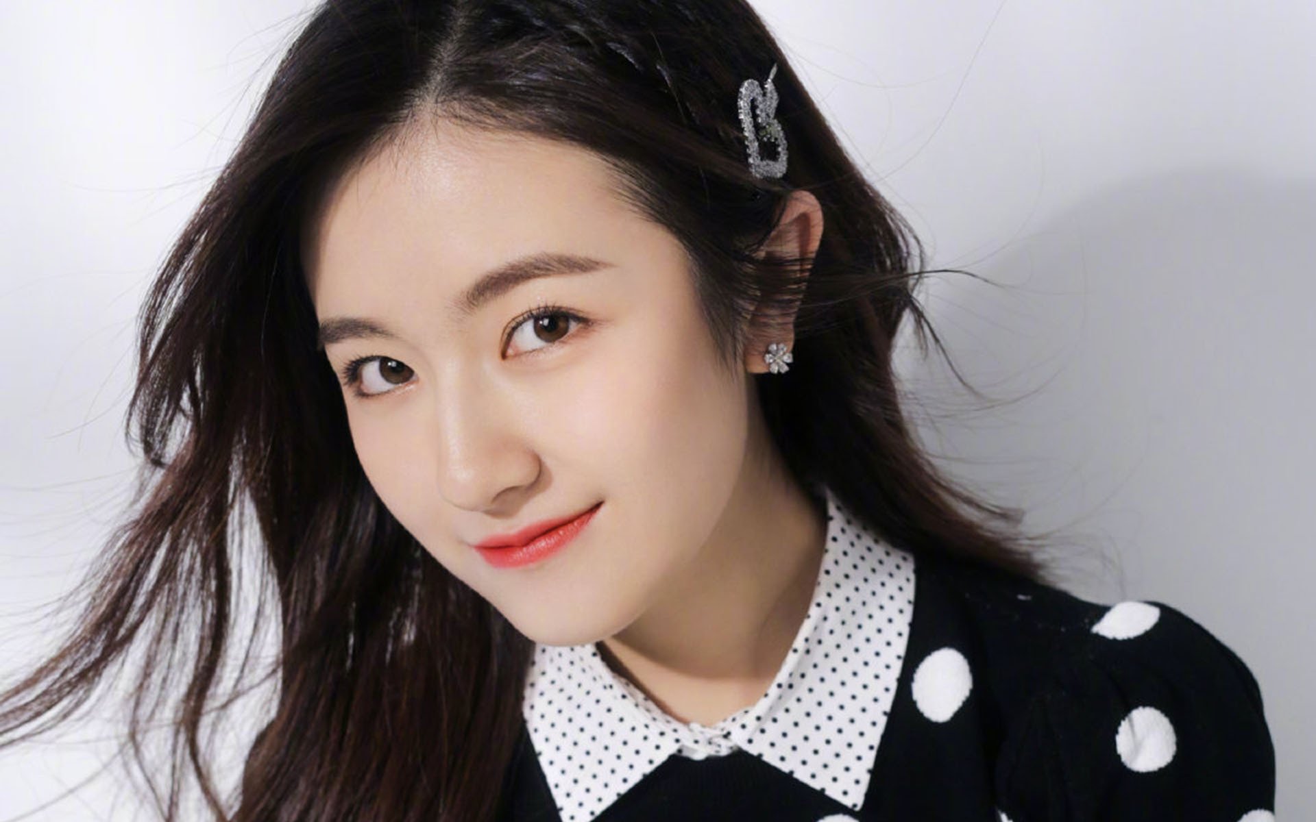 女篮集训重视传切配合打造流畅进攻体系,女篮训练营